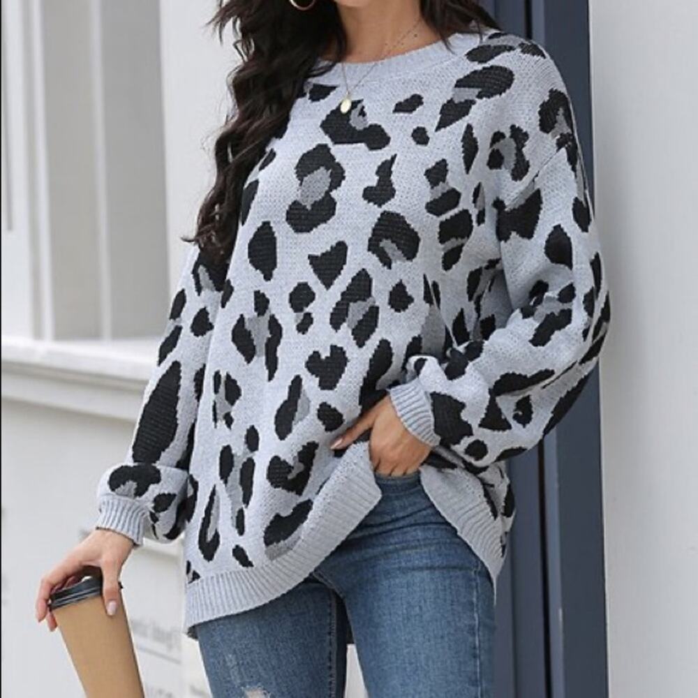 Grey Leopard Print Crewneck Sweater Extra Size Large